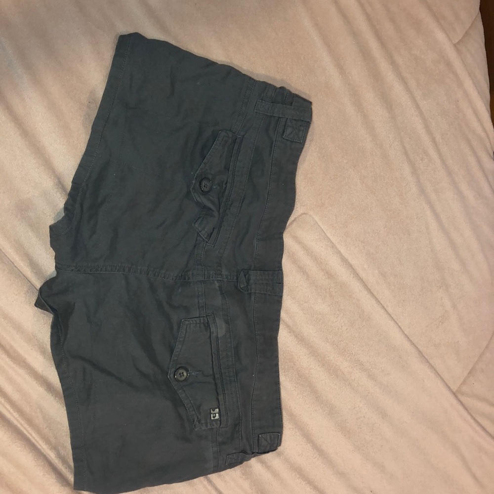 Short Grey cargo shorts